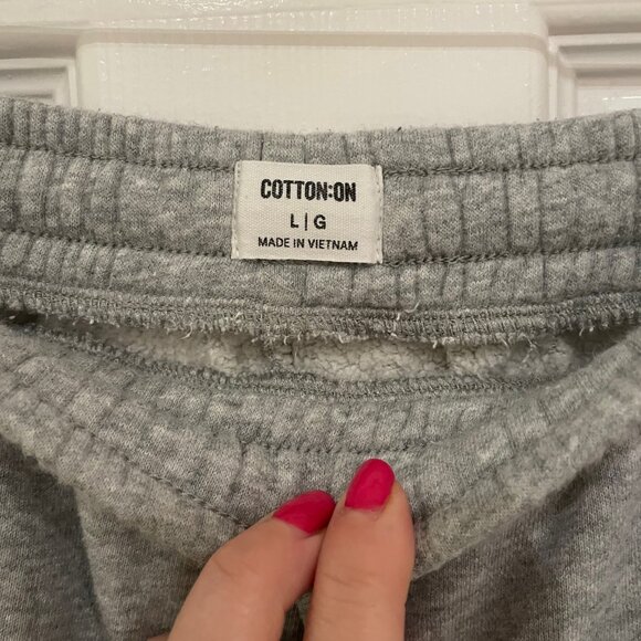 EUC Cotton On Classic High-Waisted Fleece Oversized Slouchy Sweatpants Grey - Picture 5 of 7